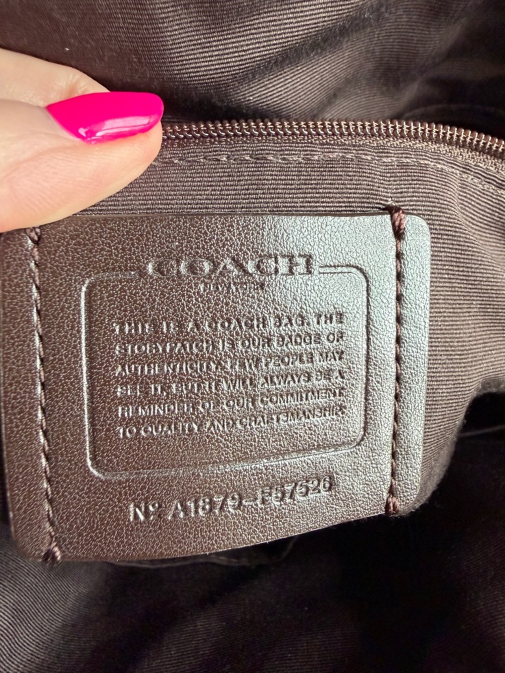 Coach Cream Leather Tote Bag with Gold Hardware - Picture 4 of 7